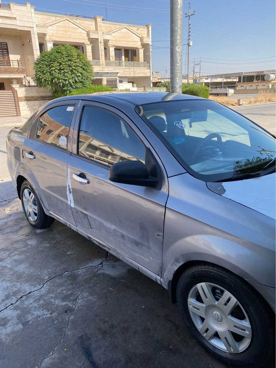 ئةڤيؤ مؤديل 2008 گير عادي گير مةكينة توند و تؤلي بةشةرت سةيارةكة جاهيزة يةك دينار مةسروفي سةيارةكة ئةولياتة بةناو ناكري سحري 30 وةرةقة قفل قفلي تةبريت بةشةرت لة هةوليرم رةقةم تةلةفؤن *********** أربيل, العراق

