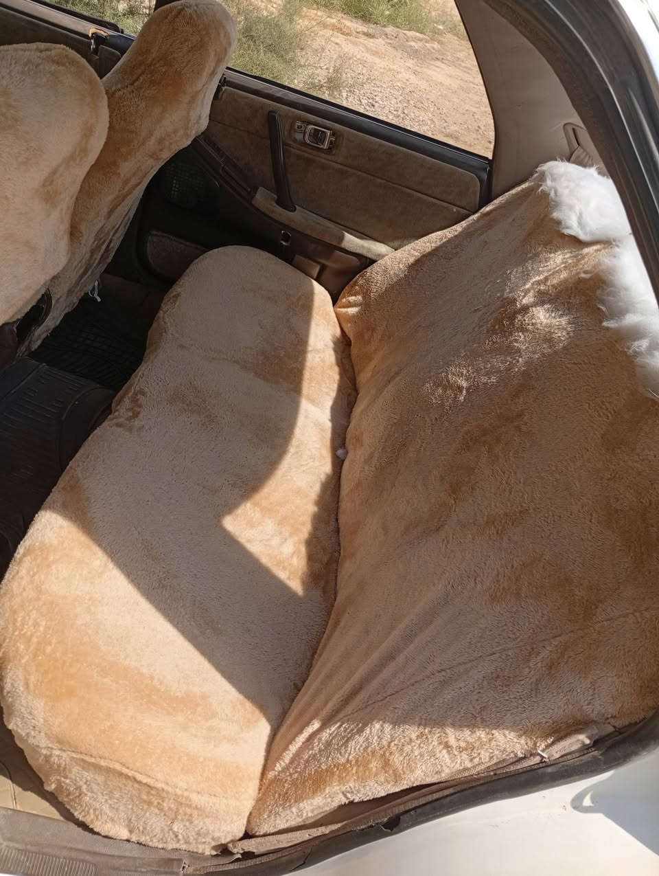 اسلام عليكم مكلف بل نشر سياره للبيع السياره حلوه ونضيفه مسجل صدره خلفي امامي نضيف محرك شرط كير داخله نضيف فول السياره حلوه ونضيفه جاهره من كل النواحي السياره مال جناي تصعد وتمشي واتصال عله هاذه الرقم ***********
