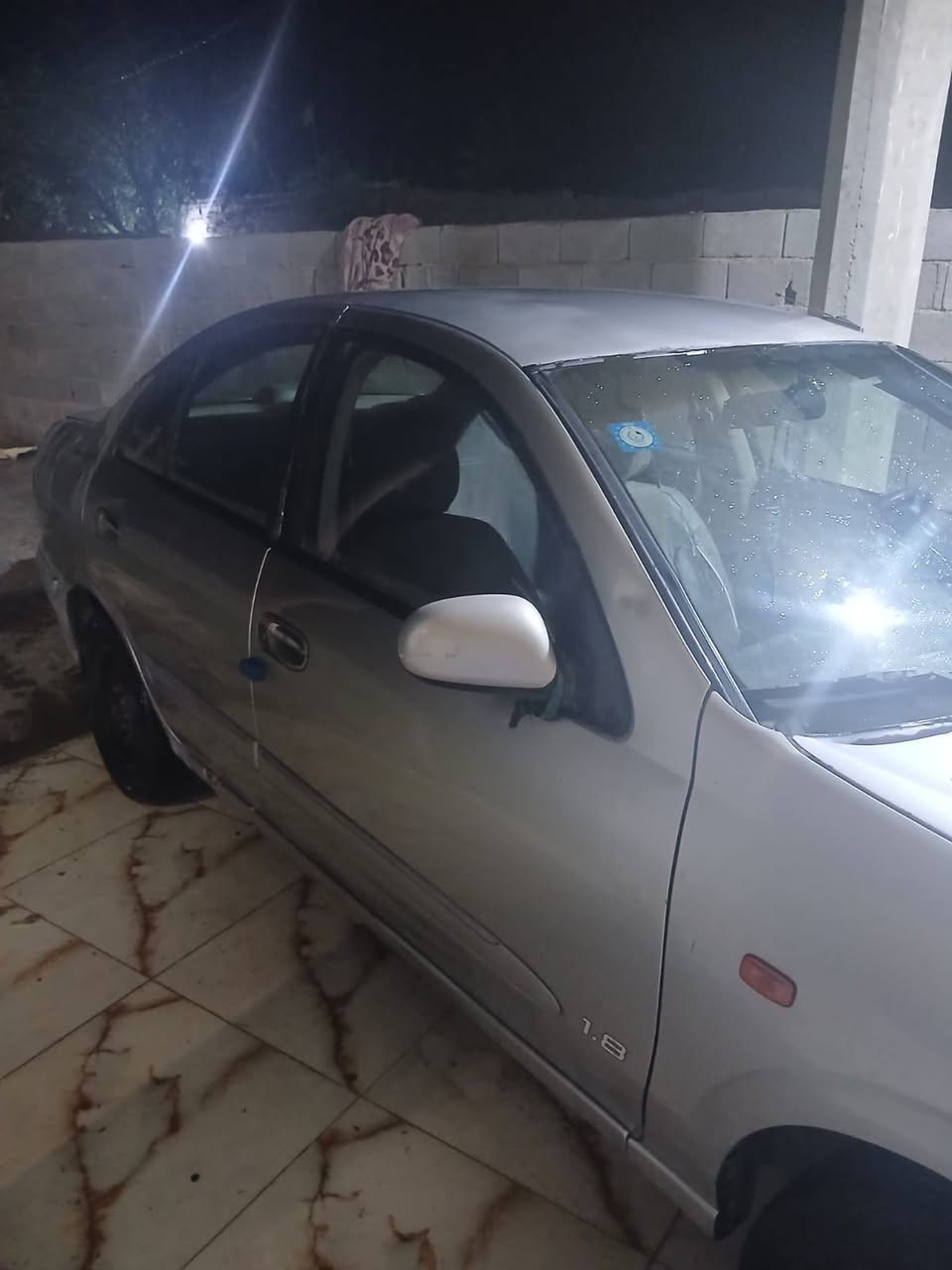 السلام عليكم نيسان سني 2003 محرك 1800 بيها ضربه جاملق خلفي ايمن كير ومحرك مكفول رقم بغداد السعر 62 اوبيه مجال مكان كوت لاستفسار الاتصال على الرقم ***********
