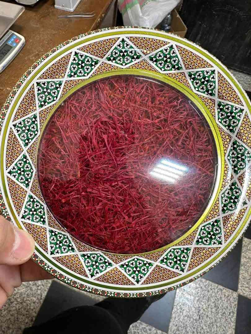 زعفران • ايراني