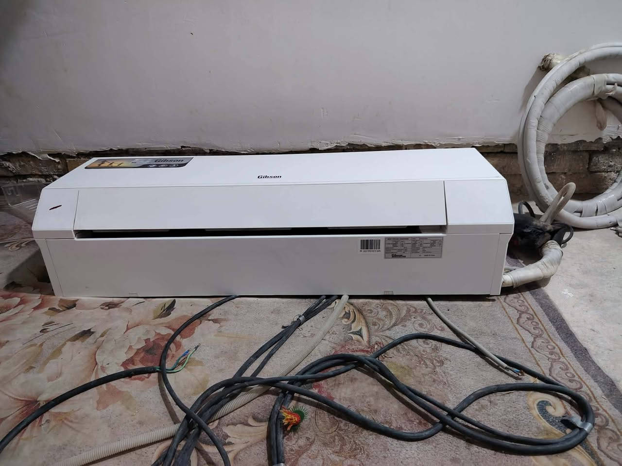 السلام عليكم سبلت جبسون للبيع استخدام اقل سنه جديد ماطاب تصليح سبلت فوك طنين السعر 550 الف الديوانيه الخصيمه 
***********
