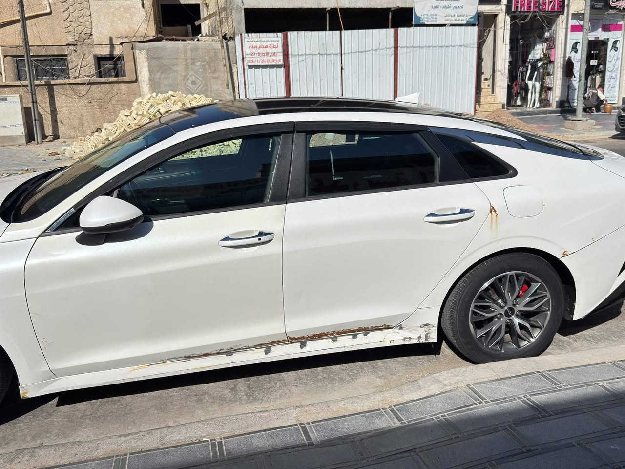 السلام عليكم
كي 5 موديل 20 وارد كوري فول مواصفات عدا الفتحه
مكينه 2000 دوش المرغوب
بصمه راداراد تحديد مسار شاشه ابل كار
ويل17 تحكمات جهتين اوباقي المواصفات المعروفه
السعر 125 او بي مجال قليل الشراي يتصل
*********** مكاني بغداد الكاظميه 

ملاحظه كير مكينه تبريد كله مكفول
