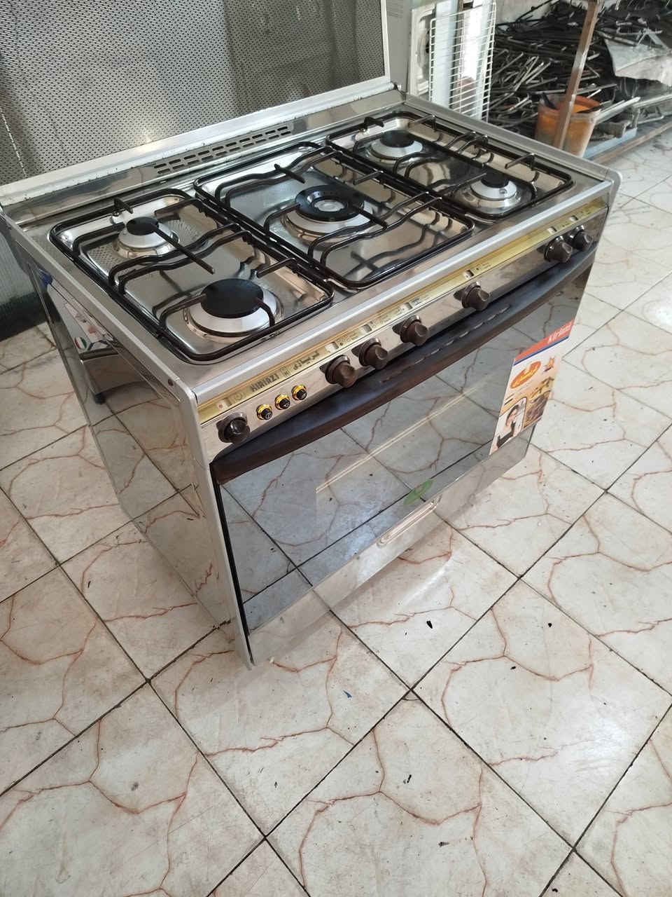 طباخ كريازي مصري للبيع عل فحص وضمان ديوانيه حي العسكري قرب تقاطع شارع ستين قرب موكب باب الحوائج سعر 280للاستفسار تصال على رقم ***********بي واتساب
