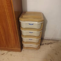 للبيع ١٠ الاف نضيف كلش الدوره حي الصحه 07765683357 او واتساب