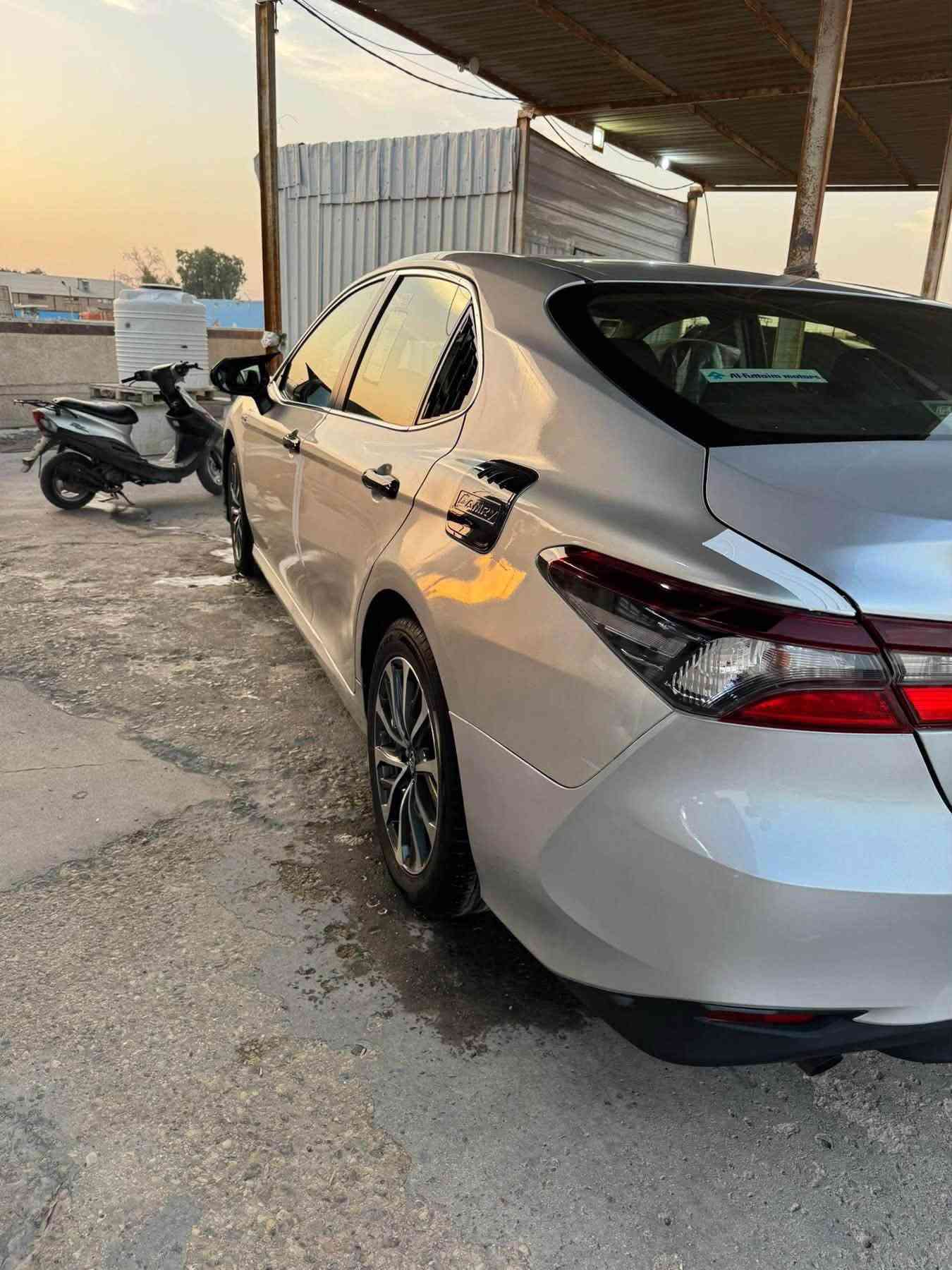 للبيع كامري 2023 خليجي هايبرد
سياره تكسي المطار صبغ عام سونار داخل منشور سياره جاهزه من كلشي مكينه كير حداديه تبريد كله شرط رقم بغداد بسمي مشروع وطني سنويه جديده مكان السياره السماوه السعر 124وبي مجال لشراي السياره ماشيه 110 

***********
