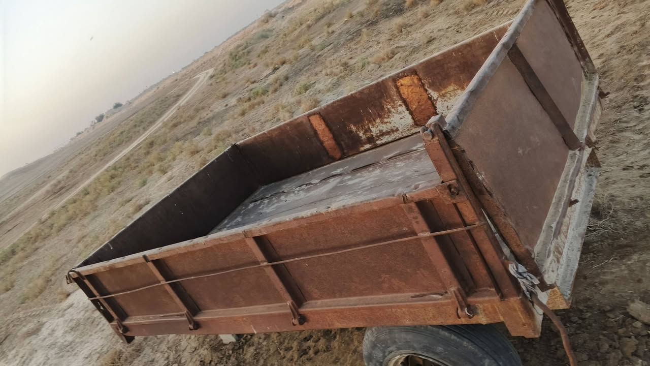 عربانه سكندريه للبيع بدون جك 
نضيفه شاصي ودنكير وتايرات بدي قلاب شوفت عينك 
مكانه الناصريه 
السعر 900
الماعده وسيله نقل والموشراي لا ياخابر رجاء 
***********
