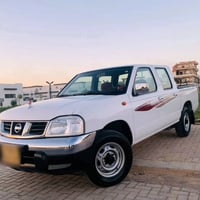 نيسان بيكاب • ٢٠١١ • ١٣٦٠٠٠ كم