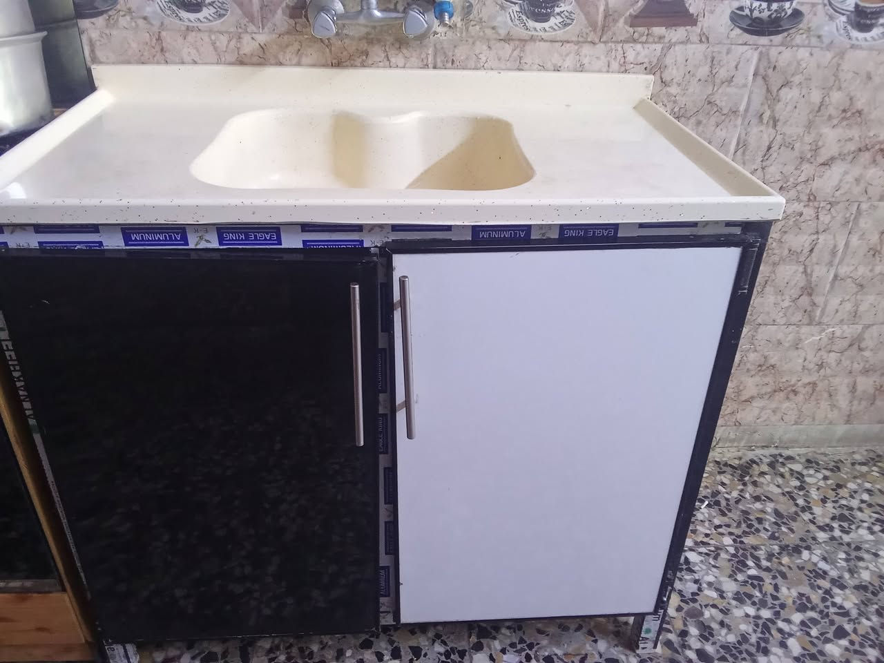 غراض كلمن وسعره مكان شهداء البياع
