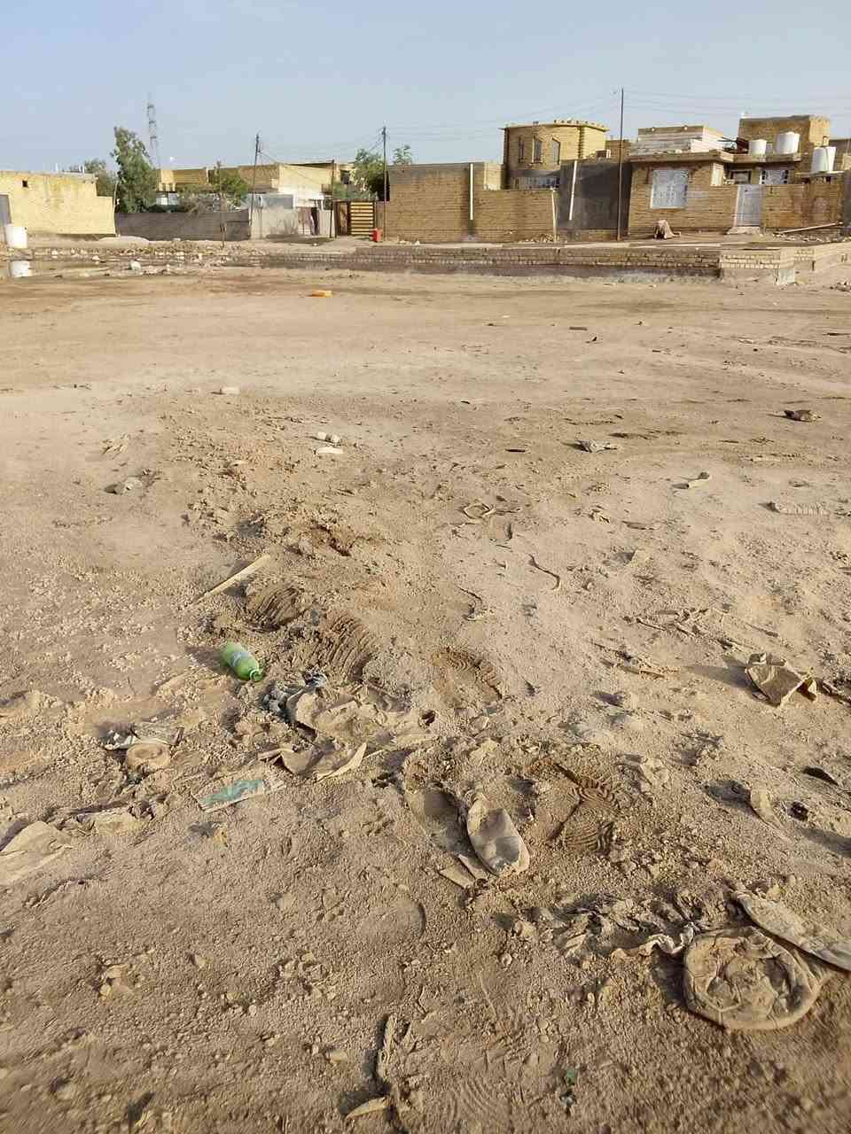 سلام عليكم قطعتين طبگ للبيع المساحه الكليه 500م
الصخيين بالقرب من المدارس موقع مميز
بيها وصل طابو مشموله بالتطويب بالقرار الجديد
عرض الشارع10م السعر خاص على الواتساب 
الشراي بي خير ويدلل ***********
