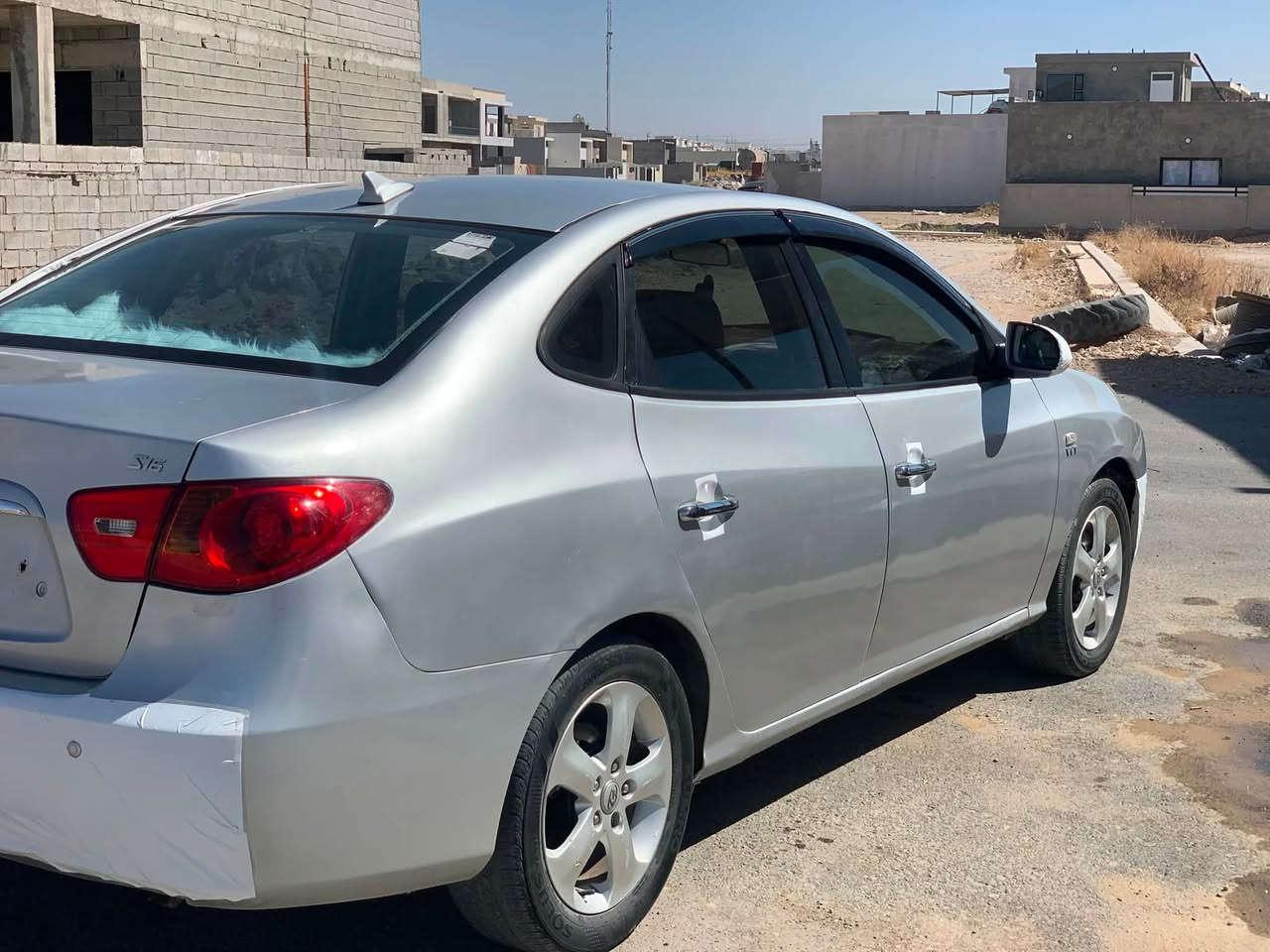 ئاڤانتي ٢٠٠٨ كراوة بة ٢٠٠٩. ٧٦ هةزار روشتوة  كامل جاهيزة  هةموو گياني بة شةرا كودي نية  ٤٧ گلا ***********
