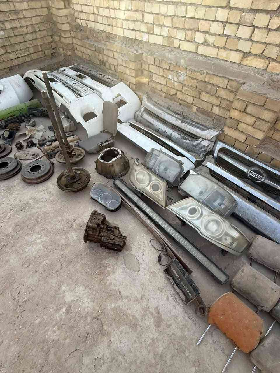 غراض للبيع 
هايس هايكر فتون نيسان 
***********

***********

