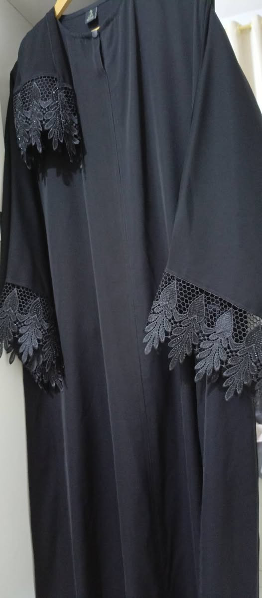 للبيع  مملبوسه ب35
