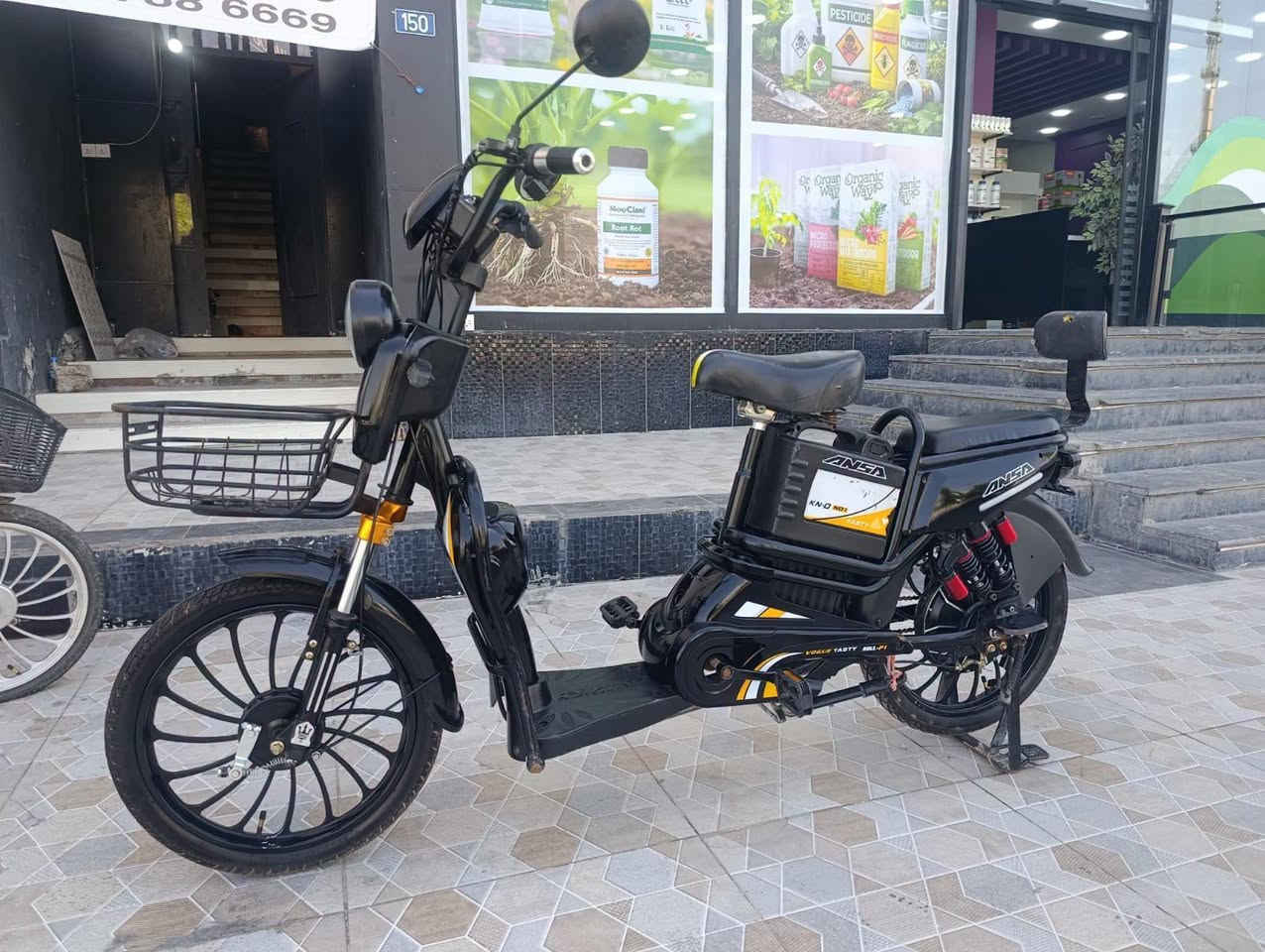 ماطور شحن حجم 20 فول نظافه بطاريات كبار بشرط بلوتوث سرعه 60 مكان اربيل هفلان سعر 315الف ومجال
*********** وتس اب
ماطور شحن حجم 20 فول نظافه بطاريات كبار بشرط بلوتوث سرعه 60 مكان اربيل هفلان سعر 315الف ومجال
