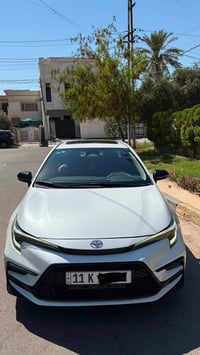 كورولا S بلاك • ٢٠٢٥ • ١٥٠٠٠ كم