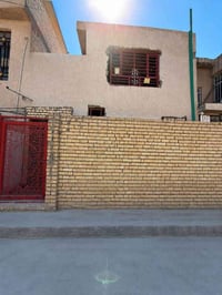 حي الجهاد بداية الألفين • ٥٠م • يسلم مفتاح