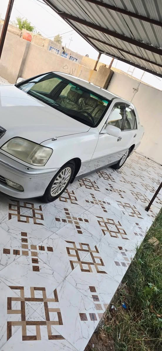 ملكه • ٢٠٠٣ • مكينة D4