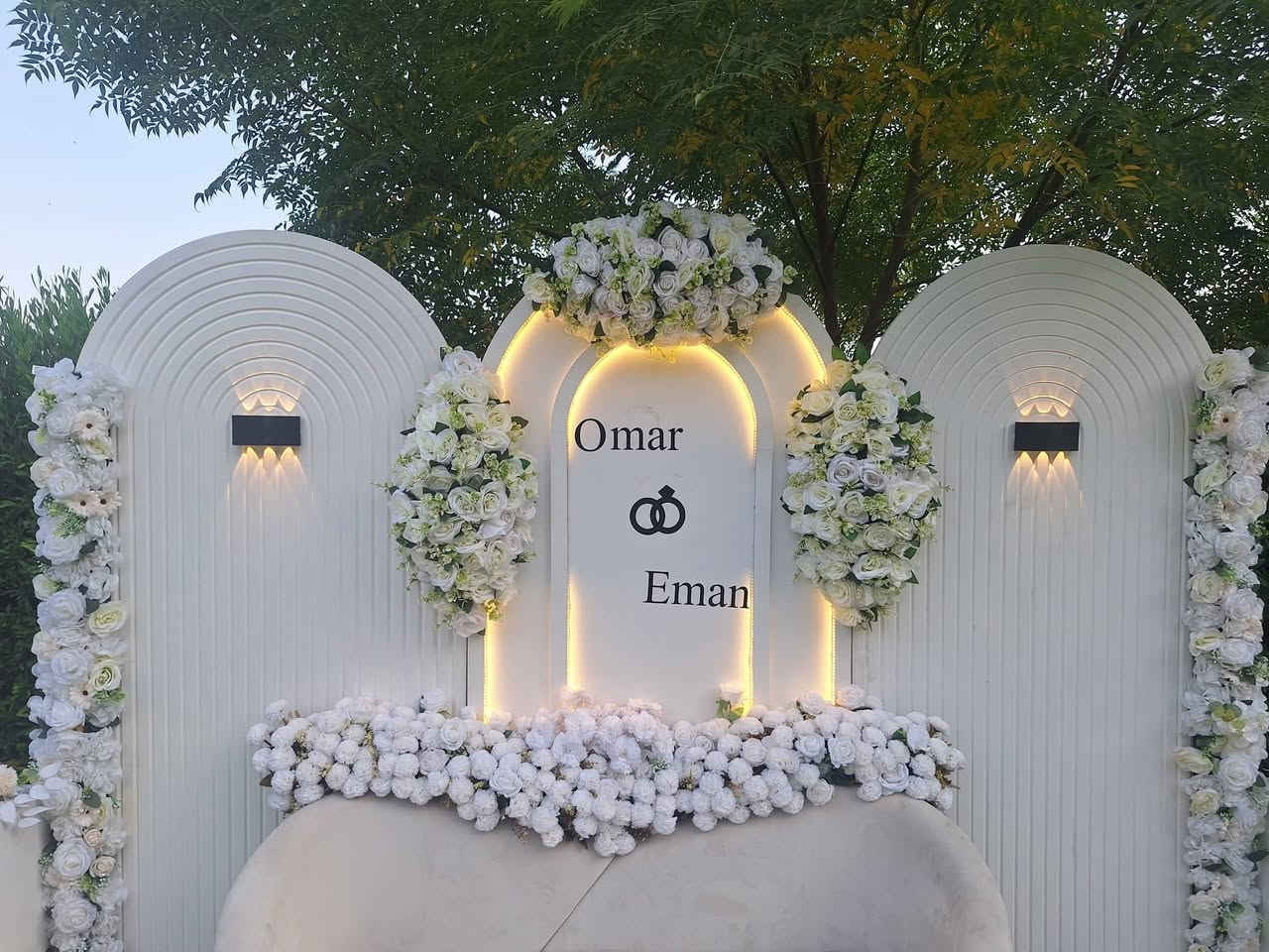 #هانۆدیزاین ئامادەیە بۆ ڕازاندنەوەی دیکۆراتی تایبەت بە ئاهەنگی دەرچوون و مارەبڕین و خەنەبەندان بەجوانترین و ناوازەترین شێوە وئامادەکردنی سێتی مارەبڕین دابینکردنی کورسی و مێز و ئامادەکردنی گوڵی بووک و ئامادەکردنی گوڵ بۆ رۆژی دەرچوون سەرجەم بۆنەکان 
📍 ناونیشان: [رەحیماوە دوسایتی سەرچنار نزیک مزگەوتی خێرخوازان]
📞 بۆ پەیوەندی و داواکردن : نامە بۆ پەیج یان پەیوەندی 
***********
***********
#ڕەحیماوە #شۆراو #شۆرجە #باروتخانە #هەولێر_سلێمانی_دەهۆک_ڕانیه_کەرکوک
