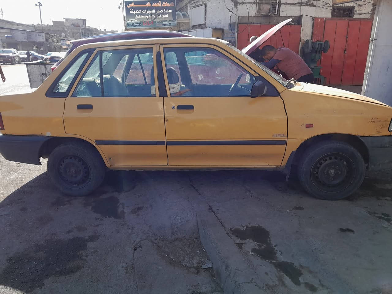 سايبا 11 مكفوله محرك كير تبريد ثلج محرك وكير برايد تخم تاير شواصي شركه مكفوله مسجل سستم تخم تاير كهربائيات كلها شغاله كيجات شغاله صندوك دكمه سنتر لوك بس بيها دعمه من صندوك معدليها بس جاملغ خلفي يرادله صبغ يم باب مال بانزين السياره شلعه تخبل ناعمه مصفره غرامه عليها هيئة 130 السعر 21 تنزل فلوس الهيئة من سعرها رقم انكليزي بغداد مميز  سنويه لل29  ***********
