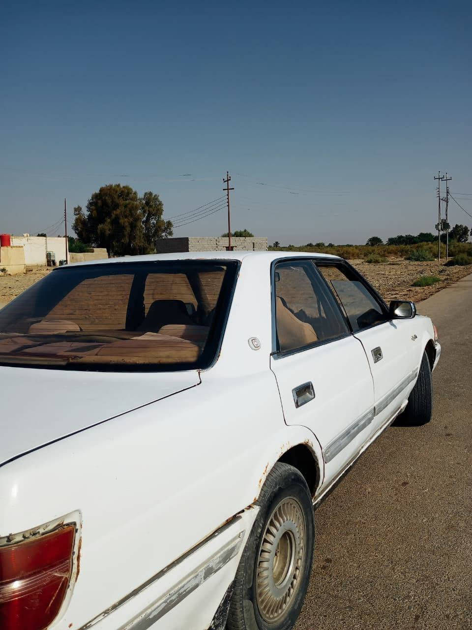 سلام عليكم 
سياره🚘 (هارتوب سيدان)
موديل(91)
كير ومكينه 2500 ديلڪو
كهربائيات شغاله 💡
سنويه ساقطه 
حداديه 75%
📍المكان الناصريه قضاء الاصلاح
رقم الانتصال ***********
