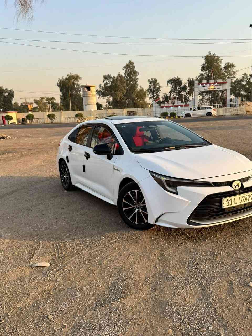 السلام عليكم
كورلا خليجي شكل امريكي
موديل 2024 محرك 1800 هايبرد ماشيه  99 الف
فول مواصفات
فتحه سلايد
رادار امامي
اشاره بالمرايا
الابواب الاماميه بصمه
تحكم استيرن جهتين
مود درايف
اوتو هولد
السايد بريك بصمه كهرباء
شاشه كبيره بلاديه
سياره نظيفه بصوره عامه
سياره جاهزه مابيها اي تبديل وصبغ فقط تكحيل بالدعاميات شي بصيط
السعر 143 قفلهااااا
العنوان بغداد الاتصال
***********
