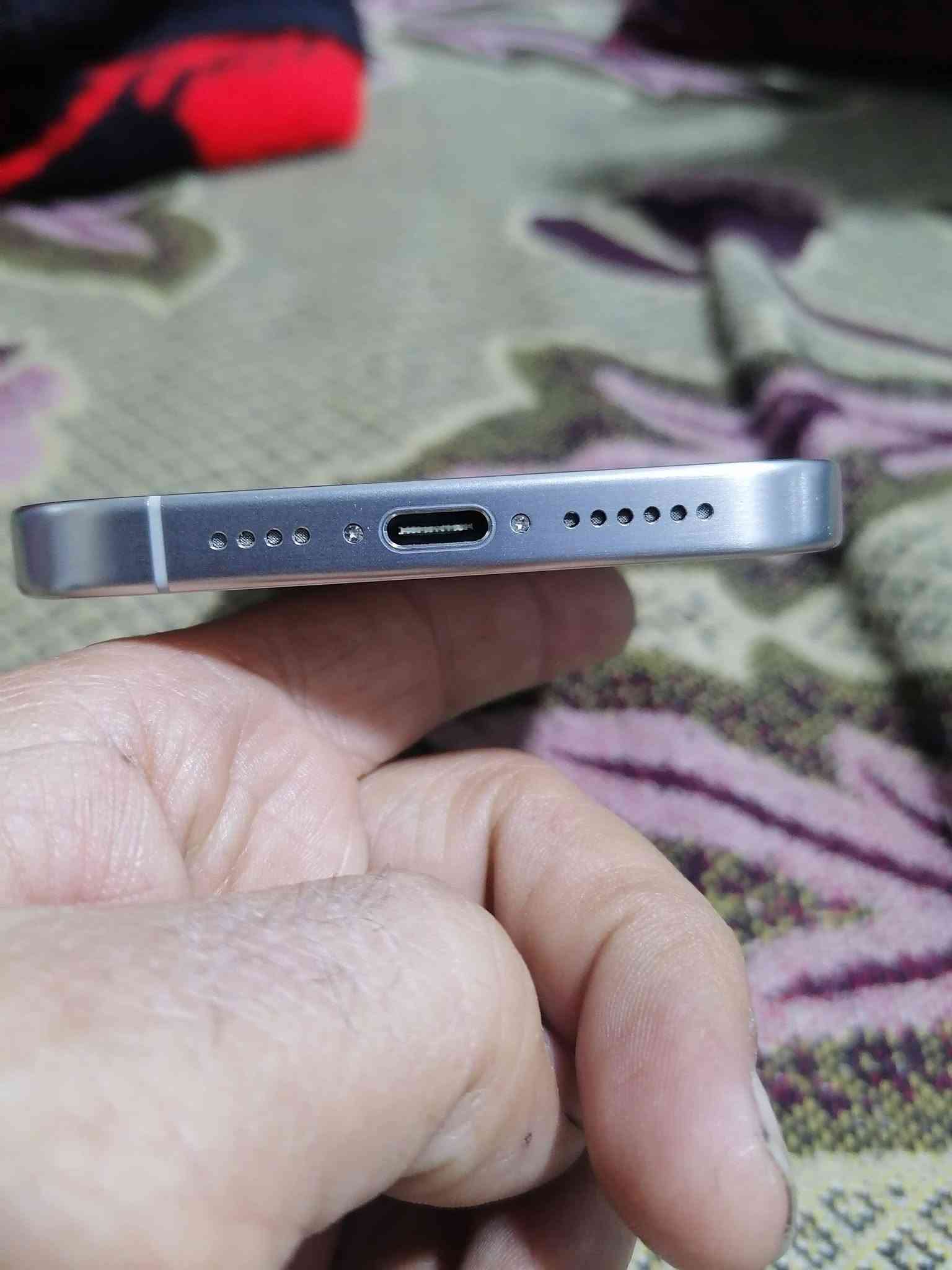 نظافه فوال نظافه ٩٨ ب٪  15 برو ماكس ذاكر 256  كلشي واضح ب صوره توصيل  ما عندي مكاني بغداد حي الخضراء قريب حي الجامعه سعر تفضل خاص  جهاز ضمان سبوع بي تجي تفحص

نص مكتوب في الصور:
- ٨:٤١
- حالة البطارية
- عادية
- تعمل بطارية iPhone هذه على النحو المتوقع. حول البطارية والضمان...
- الحد الأقصى للقدرة
- ٨٨٪
- هذا قياس لقدرة البطارية مقارنة بقدرتها عندما كانت جديدة. قد تتسبب القدرة المنخفضة بتقليل ساعات الاستخدام بين عملية الشحن والأخرى.
- عدد الدورات
- ٧٦٨
- هذا هو عدد مرات استهلاك iPhone لققدرة البطارية. معرفة المزيد...
- تاريخ التصنيع
- تشرين الثاني ٢٠٢٣
- أول استخدام
- كانون الثاني ٢٠٢٤
- ٨:٤٠ حول السعة ٢٥٦ غ.ب. متوفرة ٢٣٤,١٧ غ.ب. عنوان Wi-Fi 7C:4B:26:CC:10:BB Bluetooth 7C:4B:26:CB:D4:35 البرنامج الثابت للمودم 3.70.01 SEID EID 890490320***********174181376683 قفل شركة الاتصالات لا توجد قيود على الشريحة الشرائح المتاحة IMEI 35 792695 489933 7 IMEI2 35 792695 414585 5 إعدادات ثقة الشهادة