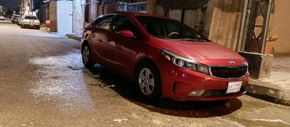 كيا فورتي 2017 وارد امريكي حادثها جاملغ وبنيد طعجه خفيفة بدون ايرباك محرك الفين دوش فئة اس شاشة جبيرة مبدل حدادية وتايرات ودهن وجاهزة السيارةالحمد لله مامتعوبة مال بيت استخدام خفيف السعر 115 وبيها مجال ورقم بغداد