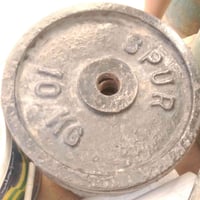 عندي اقراص وزن للبيع في الكرادة عدد ٤ ابو ١٠ كيلو والسعر ٤٠ الاتصال عل...
