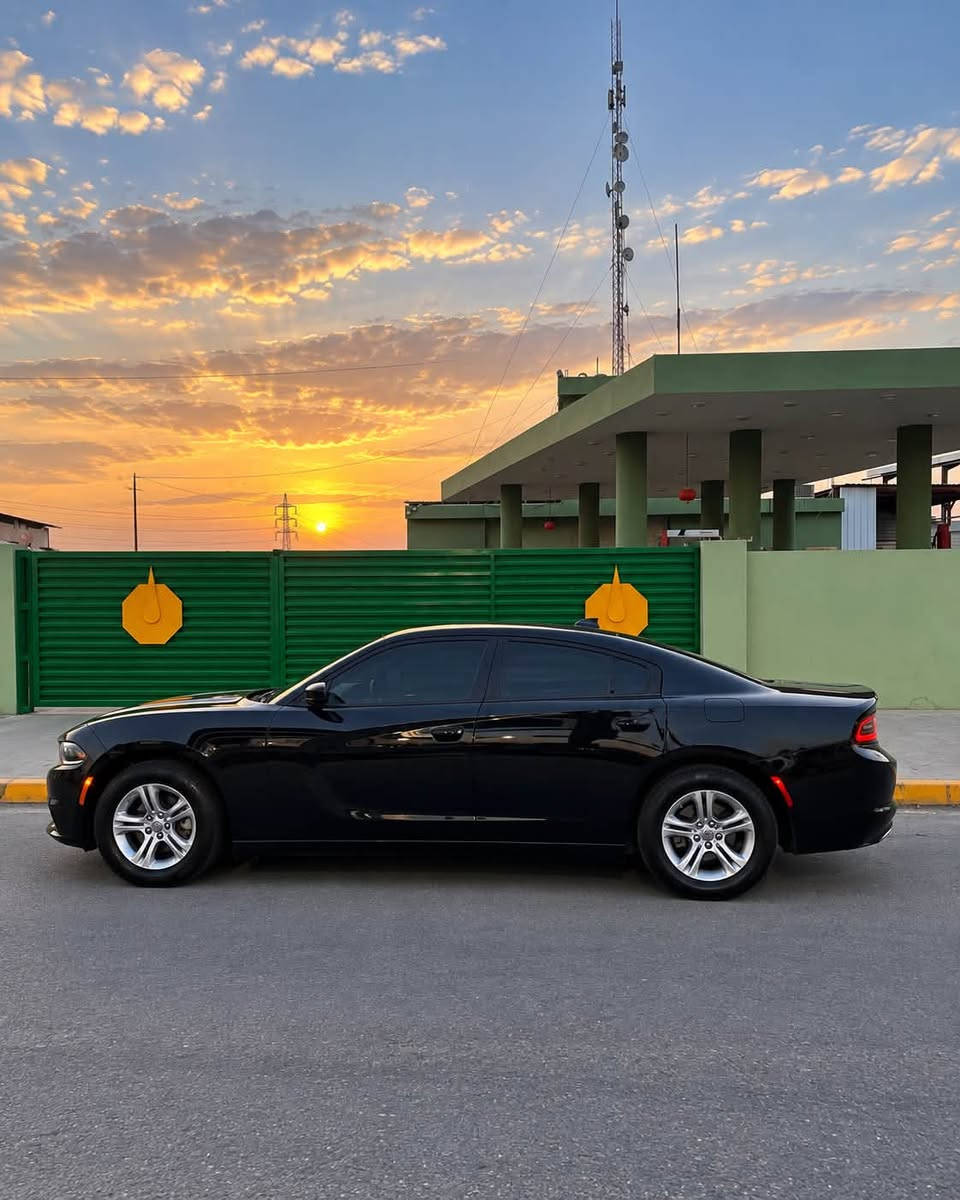 جارجر SXT  كلين وارد كندي
لون اسود موديل 2023
ماشية 63 ميل ، رقم اربيل باسمي 
كير محرك كهربائيات كلها مكفولة على وضع الشركة 
بيها رصعة بحافة الجاملغ الامامي 
السيارة بدون اي نقص من صدر و تبريد طخم تاير نكسن جديد
سنوية الى 2030 بيها كتاب تظليل الى سنة 2027 شهر 4 
مكانها الموصل 

السعر 218 

***********
