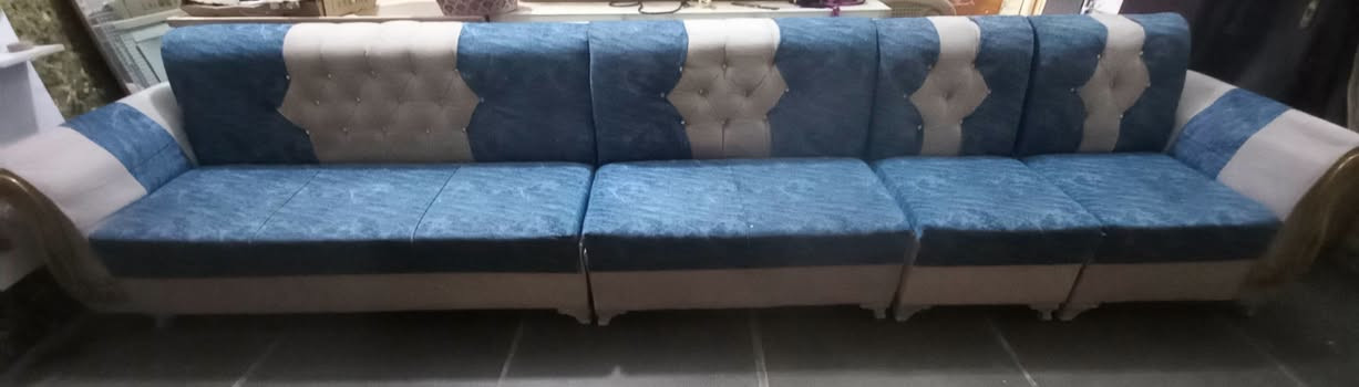 عنوان بغداد مدينه الصدر الحبيبيه 
تخم ديون سبع مقاعد سعره ١٢٥ 

كنتور ابو الخمسه سعره ٢٠٠ الف 

وتساب ***********
