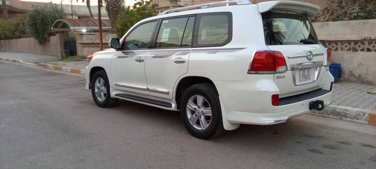 السلام عليكم اخوان لاندكروز 2014  مكفوله كفاله عامه للبيع او المراوس 36500$
مكاني بغداد
***********

