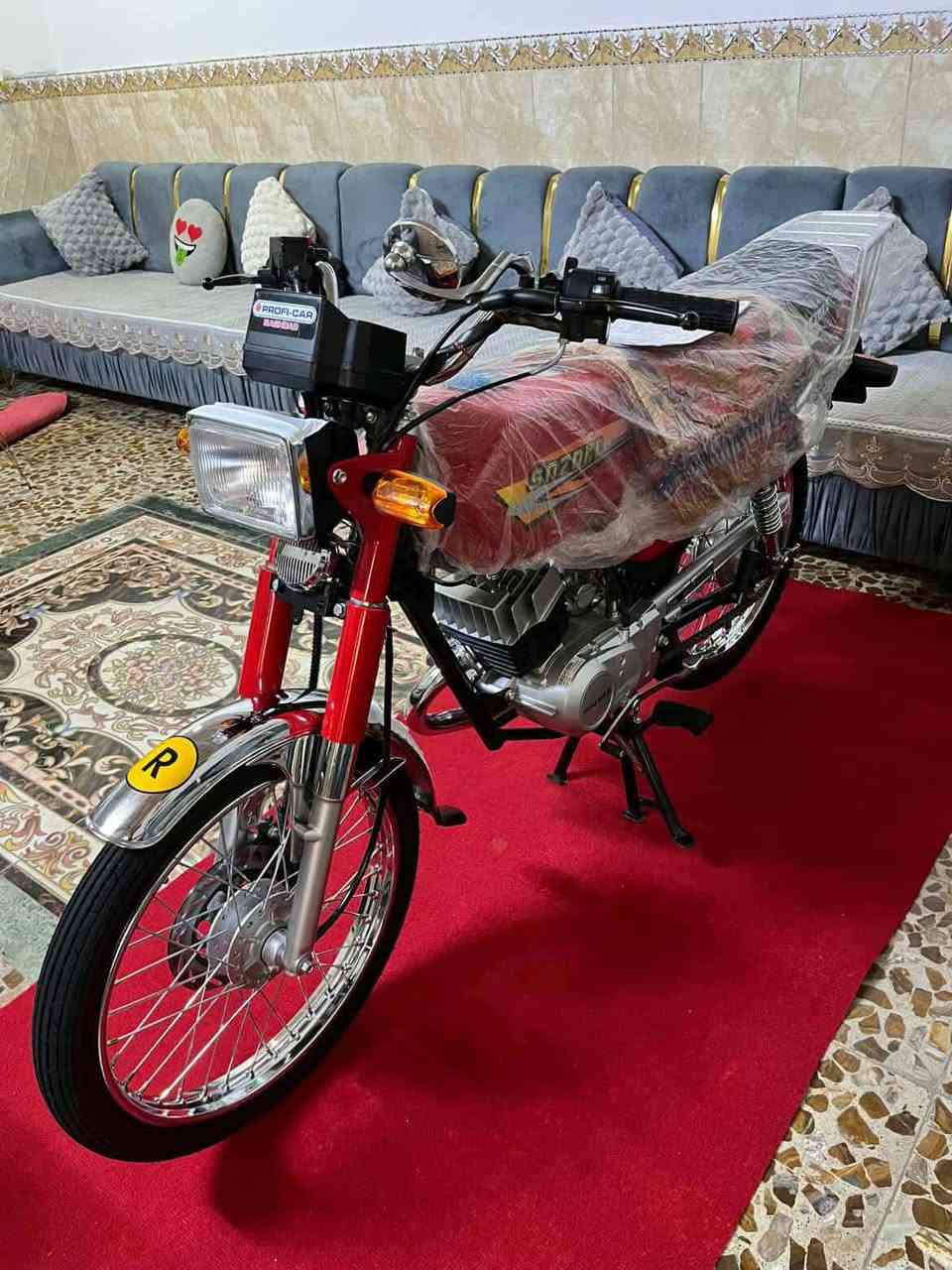 سلام عليكم شباب ساسوكي للبيع مو نازوكي هاي ساسوكي شباب ماطور بلادي عله وضع الشركه ما ملعوب بي بلاد كهربائيات شغاله الدراجه ما عايزها كلشي الماطور اصلي مو تقليد دكس مو فلنجات  سعرهاا 950 مكاني كربلاء طويريج الرجيبه رقمي *********** 
ما تواجد عل فيس اتصل
