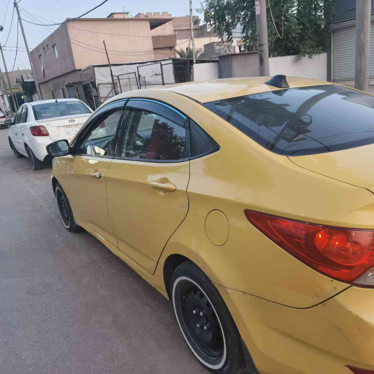 السعر.... 68 وبيها مجال..
اكسنت مكفولة 1600 سنوية ل31 هزة جديدة مصفرة. كير مكينة شرط تبريد ثلج تدفئة كفالة. حدادية تخم تاير جديد كهربائيات كلها جاهزة نافضها على أيدي

مكاني نجف.....

***********
