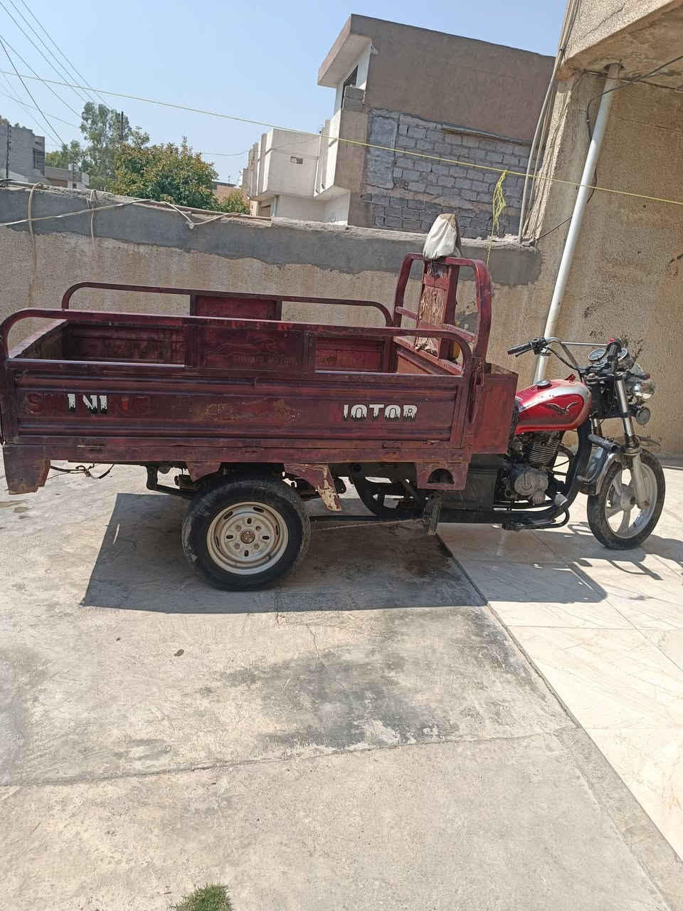 ستوته موديل 17محرك مابي عيب بدي نضيف بليته للبيع ركبه شرط شاصي نضيف 
لسعر800.   رقم*********** مكان حي اسرى

