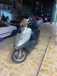 دراجة خمس زروف ياماها مكينه ناعمه كهربائيات شغاله  الدراجه خير من الله...