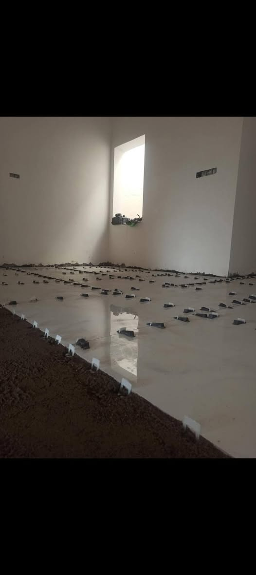 سلام وعليكم اخوان كادر سيراميك ومرمر ولواح نشتغل جميع الاحجام المكان بصره والتزام ودقه بالعمل شغل درجه أوله شرط استلام مهندس ايخلل اتحمل كافه لمسؤوليه الاستفسار *********** اليدور المتر ب٧ لا يراسلني خوان ماشتغل
