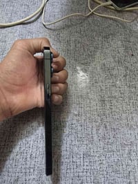 سالم عليكم عندي ايفون 12 برو ماكس جهاز جديد للبيع 07738052355