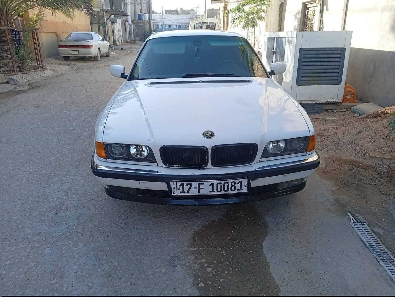 سلام عليكم خوان عادت نشر مستعجل على بيعته سياره بيع بدون مراوس 
خفاش مديل 95بسمي نكليزي حجم 730 مكينه 8 دبل زنجيل 

باتري جديد 
حداديه امامي خلفي جديد 
كهربائيات كله شغاله بدون جطل بلاديه 
منضومت بانزين جديده 
دواخل سياره مخمل كشناته 
نواقصه سياره 
1.جامه اماميه مكسوره 
2.قاعدت رقم امامي مال دعاميه مكسوره 
2.بيه صوت بطل خفيف 
كل ذني ينذبن من سعر سياره 
غيرهن مابيه اي شي سياره 

سعر 62وبي مجال ***********
***********
مكان نجف كوفه ناحية العباسيه
