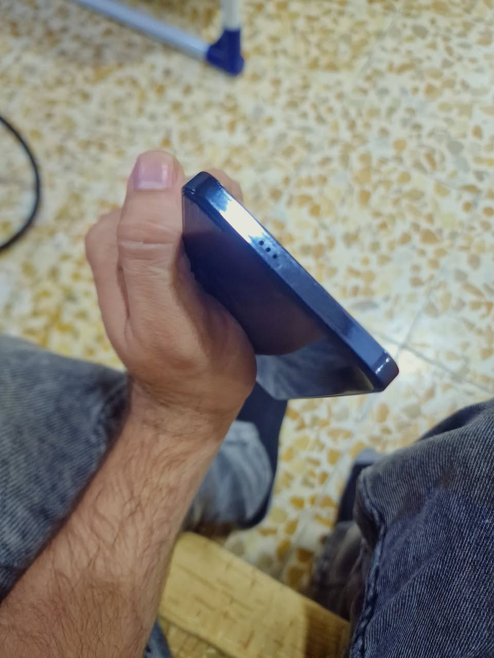 للبيع: Tecno Camon 20 Pro 4G 📱
​الجهاز نظيف جداً بحالة الوكالة (باب أول) وبدون أي مشاكل.
​المواصفات والتفاصيل:
​الموديل: تكنو كامون 20 برو (Tecno Camon 20 Pro 4G)
​الذاكرة الداخلية: 256 كيكابايت
​الشريحة: دبل سيم كارت (شريحتين)
​حالة الجهاز: أصلي وما مفتوح نهائياً ولا مصلح
​النظافة: باب أول واستخدام حريص
​السعر: 180 ألف دينار (قفل نهائي) 🔒
​المكان / : موصل /الايمن
​للتواصل: الخاص أو واتساب على الرقم: [***********]

