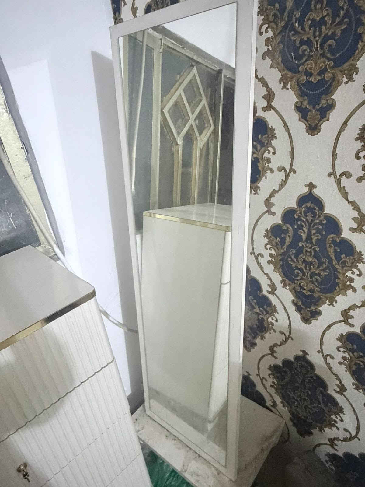 غرفه نوم • أثاث • بدون تفاصيل