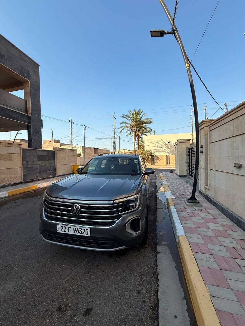اطلس ٢٠٢٤
فئه SE 
السياره ماشيه ٦٦km
اربعه سلندر تو تيربو 
سبعه راكب
الضرر بابين من الاسفل تعديل بارد بدون صبغ
رقم اربيل 
مكان السياره 
الانبار الرمادي
السعر ٢٤٠$ وبيها مجال 
***********
