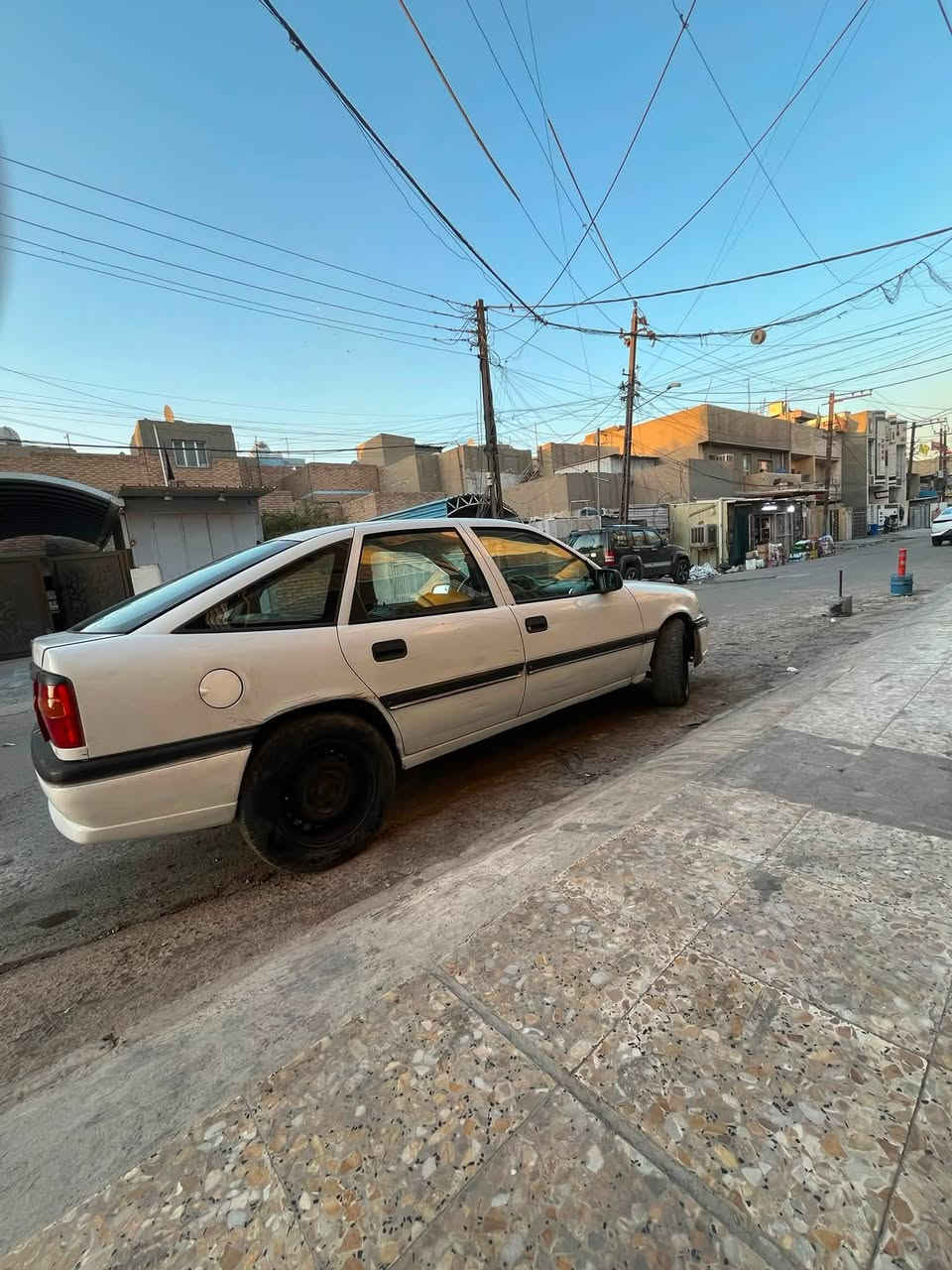 سلام عليكم اوبل فكترا 94 وارد ياباني اصل تبريد بس مو شغال محرك 20 محرك وكير انظاف كهربائيات شغاله السياره حلوه باسمي تحويل مباشر السنويه ما صاقطه لل 27 السياره يرادلها ترتيب المكان بغداد الجديده السعر 35 بيها مجال شي قليل عليها غرامه 100 الف ينزل من سعرها الرقم ***********
