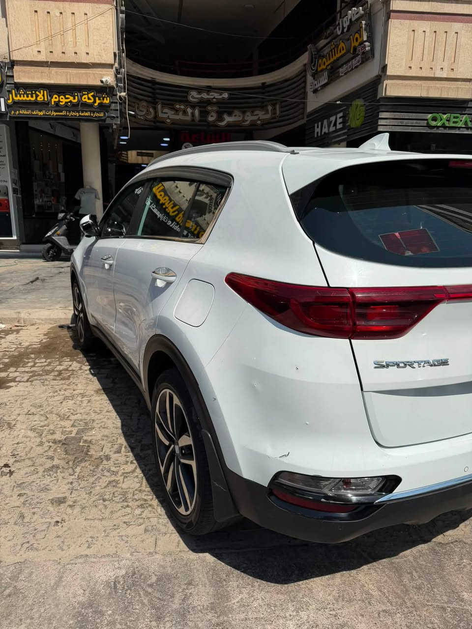🚘 سبورتج 2020 خليجي – وكالة الدولية
بدون حادث وبدون بارد
🔹 مرايا شفط + إشارات بالمرايات
🔹 حساسات أمامية وخلفية
🔹 تبريد قطعتين
🔹 محرك 2000 DOHC – المحرك المرغوب
🔹 3 وضعيات قيادة
🔹 شاشة أصلية كبيرة مع Apple CarPlay
🔹 لون أبيض 🤍
🔹 ممشى 67 ألف كم

السعر: 193 ورقة
 بغداد المنصور 
***********
