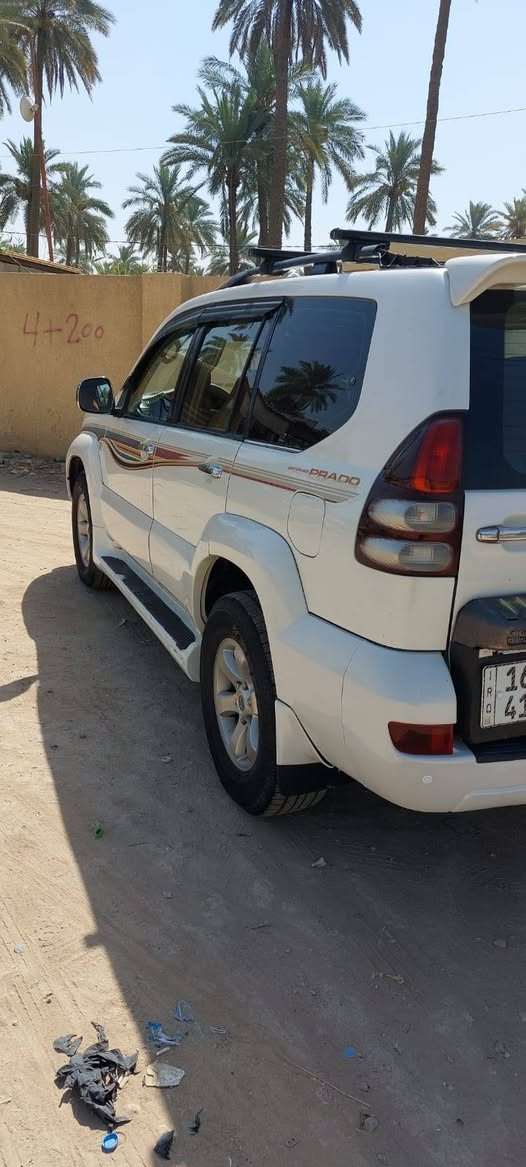 السعر 140 وبيها مجال 
للبيع  تويوتا برادو موديل 2005 
مواصفات VX محرك 6 سلندر كويتية هوك خلفي 
رقم قادسية دولي بأسمي 
تبريد ثلج تبريد 3 قطع 
7 راكب 
شاشة وكامرة وحساس 
بيها شبرين بالصندوك والباقي مكفول 
للأستفسار ***********
