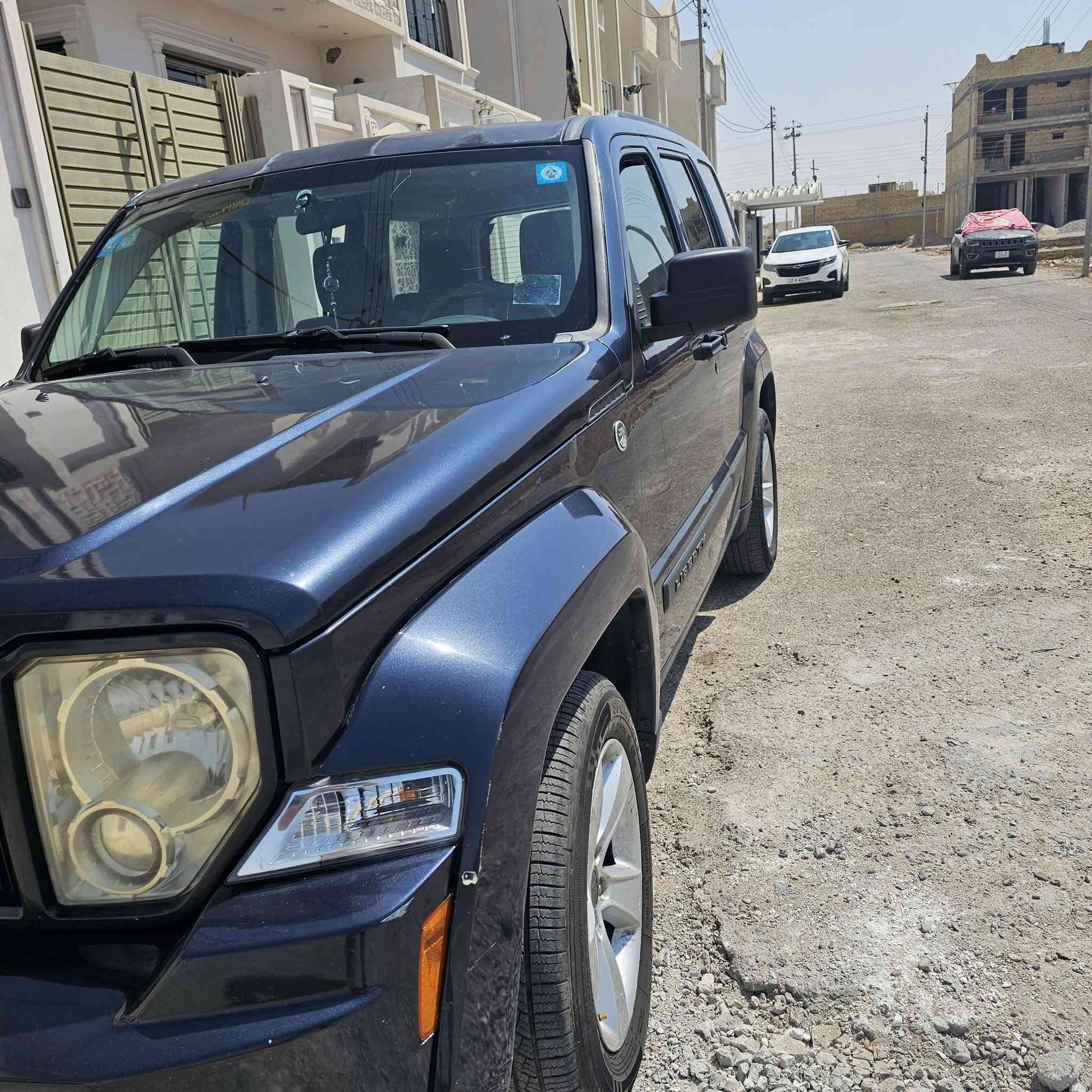 سياره جيب بيروتي ٢٠٠٨ سنويه جديده خليجي سياره جديده بيهه صبغ البنيد والجاملغ اثر جراد فقط سعر ٩٠ وبيها مجال العنوان العماره رقم ***********
