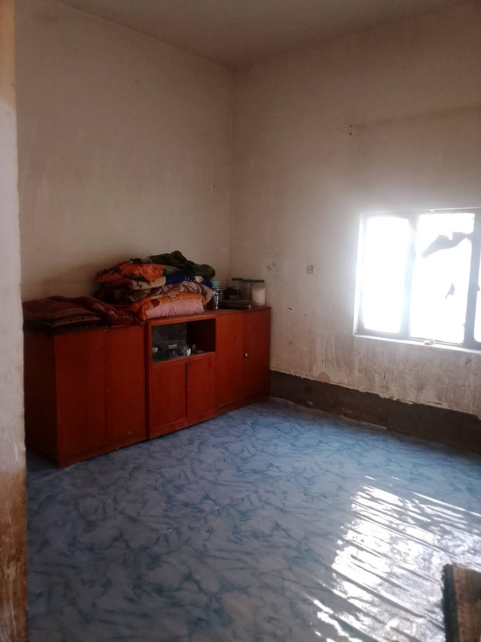 بيت للبيع طابقين طابق الأول كونكريت طابق الثاني سندويج في قرية الحيدري قرب المدرسه مساحة 180 شارع فرعي الدربونه هادئة السعر 35 وبي مجال***********
