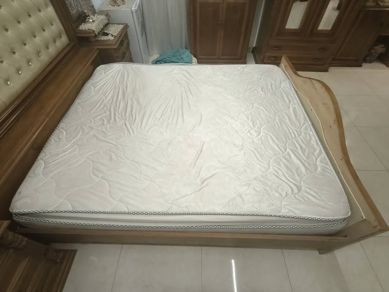 فراش طبي نفرين بعده جديداللبيع سعره 180الف او بي مجال 
***********
