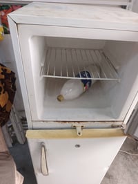 ثلاجة • لا تفاصيل