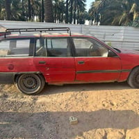 اوميگا ستيشن • ١٩٩٠ • محرك ٢٠٠٠