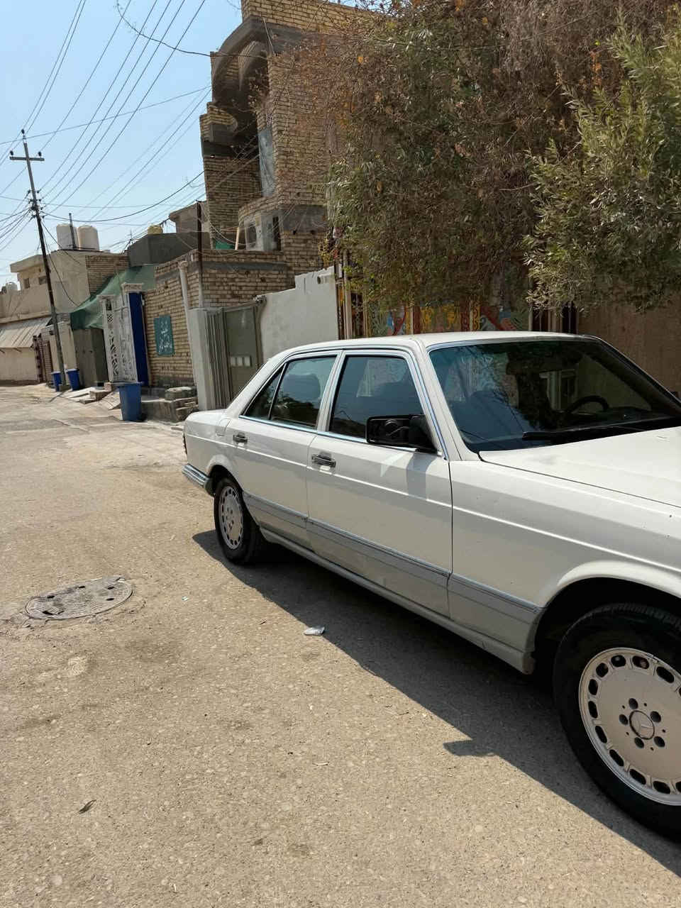مارسدس جامبو 1984
رقم بغداد 

داخل احمر كشنات كهرباء تبريد شغال يخبل 

السيارة جاهزة وحلوة داخلهة كلش نضيف 

محرك بطة 3000 vvt عليهة منضومة غاز شغالة شلعة حلوة السيارة كهربائياتهة كلهة شغالة مكان السيارة ميسان اخوان سياره سعره ٥٥ عليه غرامات يطيحن من سعره الشراي بخدمته المو شراي لا يراسلني ولا يتعبني سياره نضيفه وحلوه بل وقع احلا من صور 

***********

