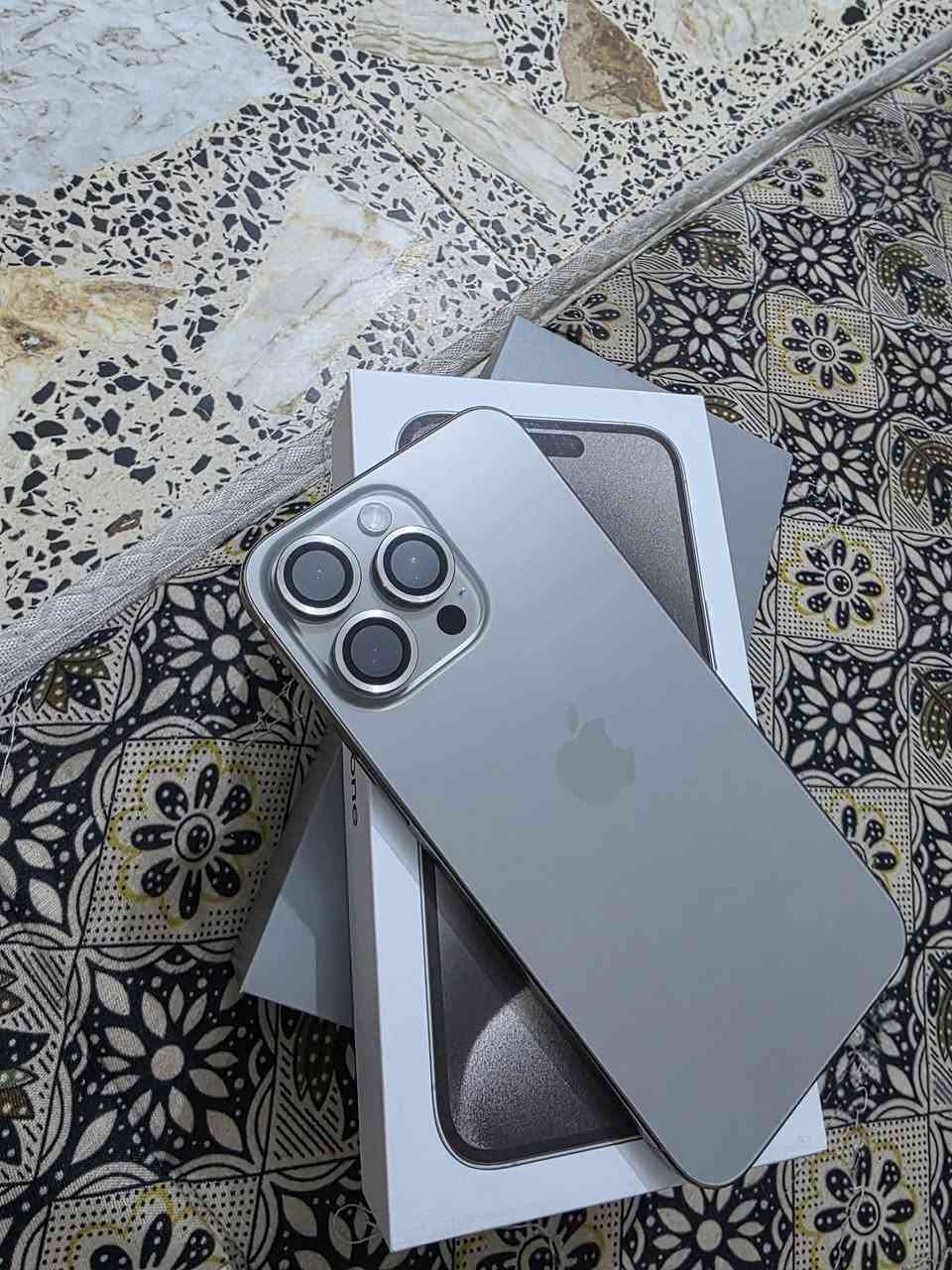 ايفون 15 برو ماكس • ٥١٢ • بطارية ٨٦